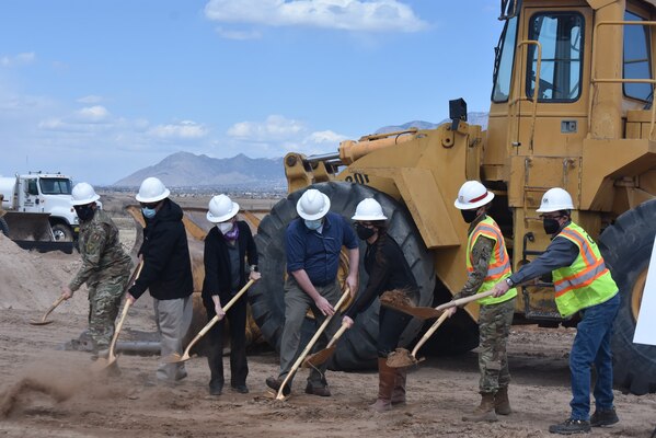 KIRTLAND AIR FORCE BASE, N.M. –The U.S. Army Corps of Engineers, Albuquerque District, and the Air Force Research Laboratory held a groundbreaking ceremony to mark the beginning of construction for the Skywave Laboratory March 16, 2021 at Kirtland Air Force Base. The 3,500 square-foot building will house several lab areas, lab support space, an administrative area, a break area, and exterior equipment platforms. The facility will be used to improve and augment Air Force Research Laboratory transition technologies.