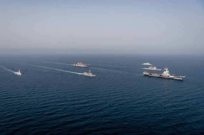 La mission CLEMENCEAU 21 est composée de plusieurs phases. La deuxième phase initiale en mer Rouge, océan Indien et Golfe arabo-persique permet aux escorteurs français Frégate de défense aérienne (FDA) Chevalier Paul, Frégate multi-missions (FREMM) Provence, Bâtiment de commandement et de ravitaillement (BCR) Var et allié (frégate belge Léopold 1er) d’assurer la présence française dans des zones stratégiques, de contribuer à l’appréciation autonome de situation et de lutter contre le terrorisme isl © Marine nationale / Défense