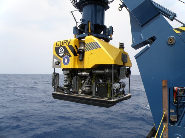 CURV 21 is a 6,400 pound Remotely Operated Vehicle (ROV) that is designed to meet the US Navy's deep ocean salvage requirements down to a maximum depth of 20,000 feet of seawater.