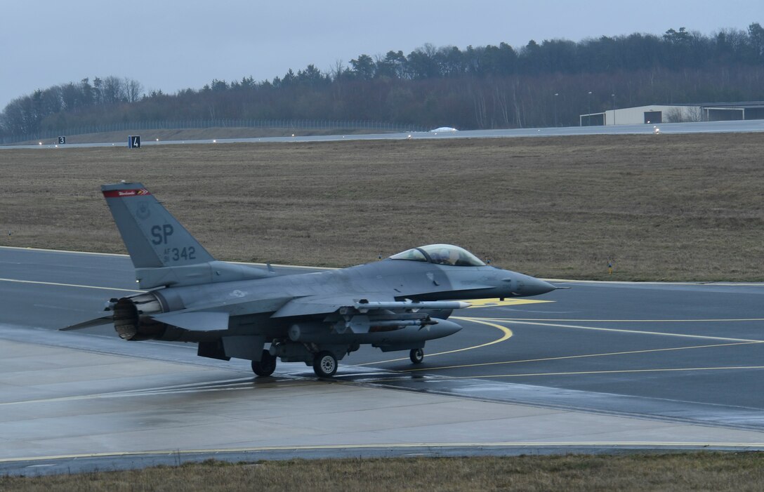 A U.S. Air Force F-16 Fighting Falcon aircraft from the 480th Fighter Squadron prepares to take off for Exercise Agile Fury at Spangdahlem Air Base, Germany, March 11, 2021.
