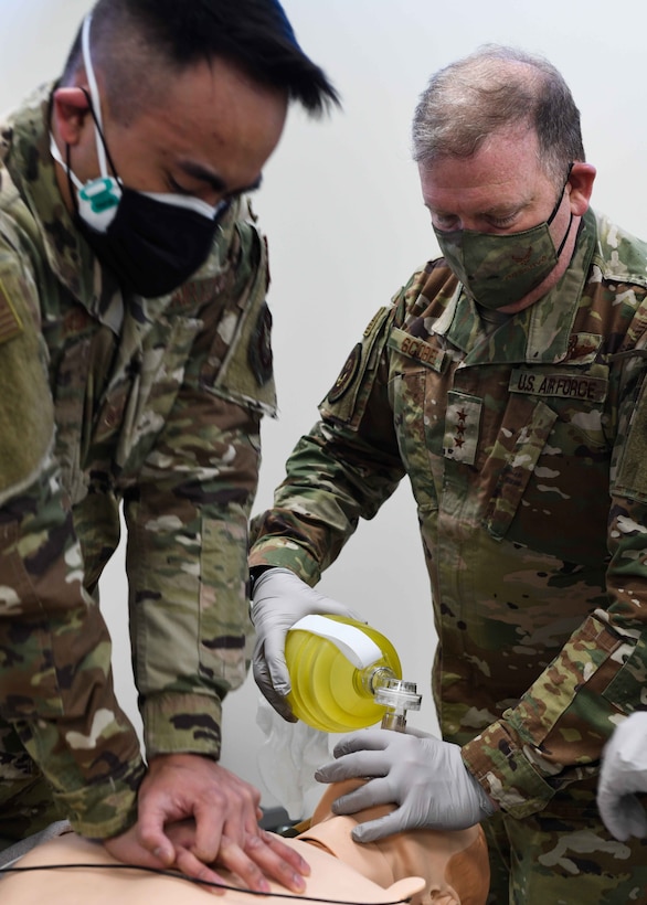 Lt. Gen. Richard W. Scobee, Chief of the Air Force Reserve Command and Commander of the Air Force Reserve, and Chief Master Sgt. Timothy C. White Jr., the Senior Enlisted Advisor to the Chief of Air Force Reserve and Command Chief Master Sergeant of Air Force Reserve Command visited Youngstown Air reserve Station March 6-7, 2021.