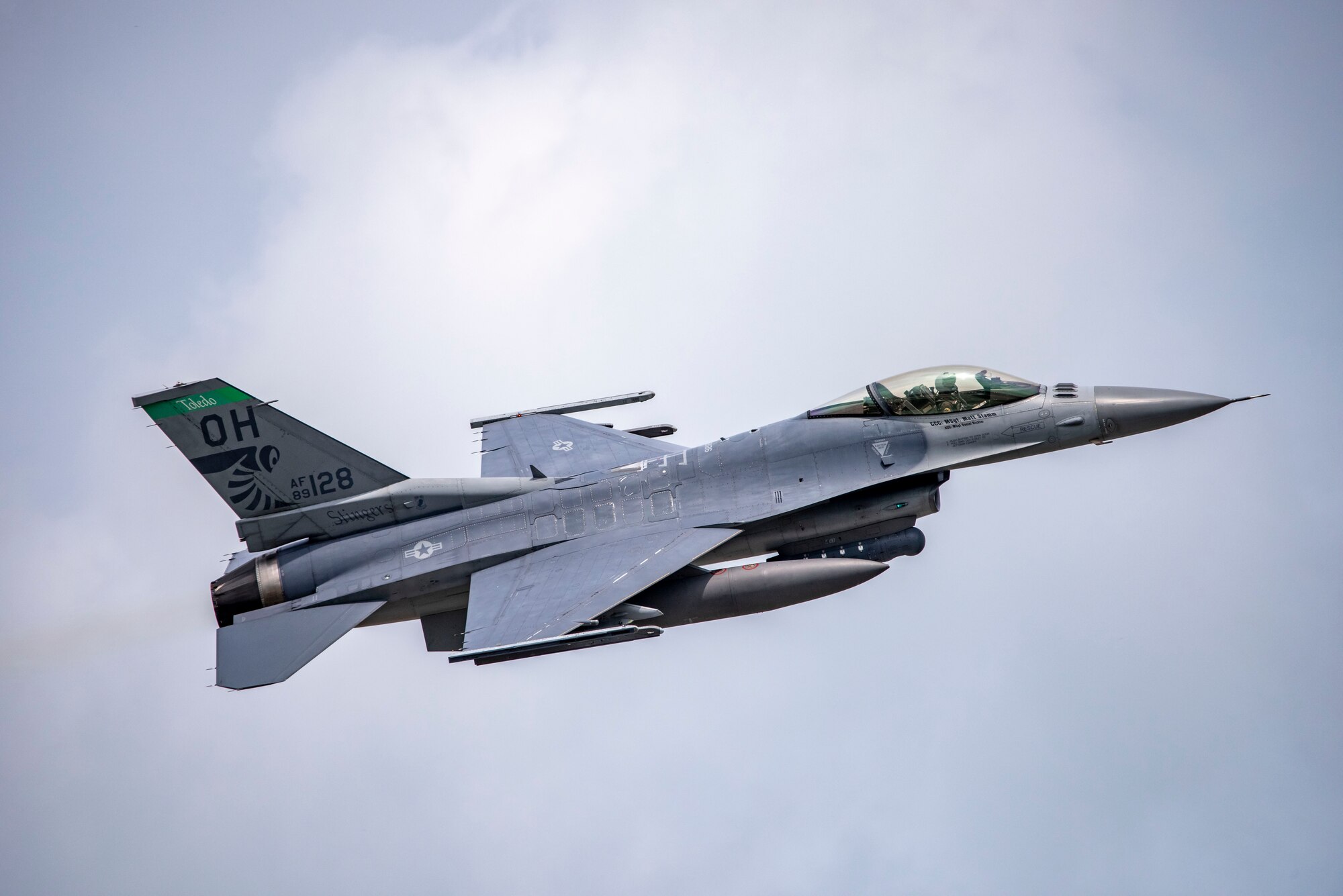 U.S. Air Force Capt. William Ross, an F-16 Fighter Pilot assigned to the Ohio National Guard’s 180th Fighter Wing, takes off in an F-16 Fighting Falcon during a training flight at the 180FW in Swanton, Ohio, July 30, 2020.