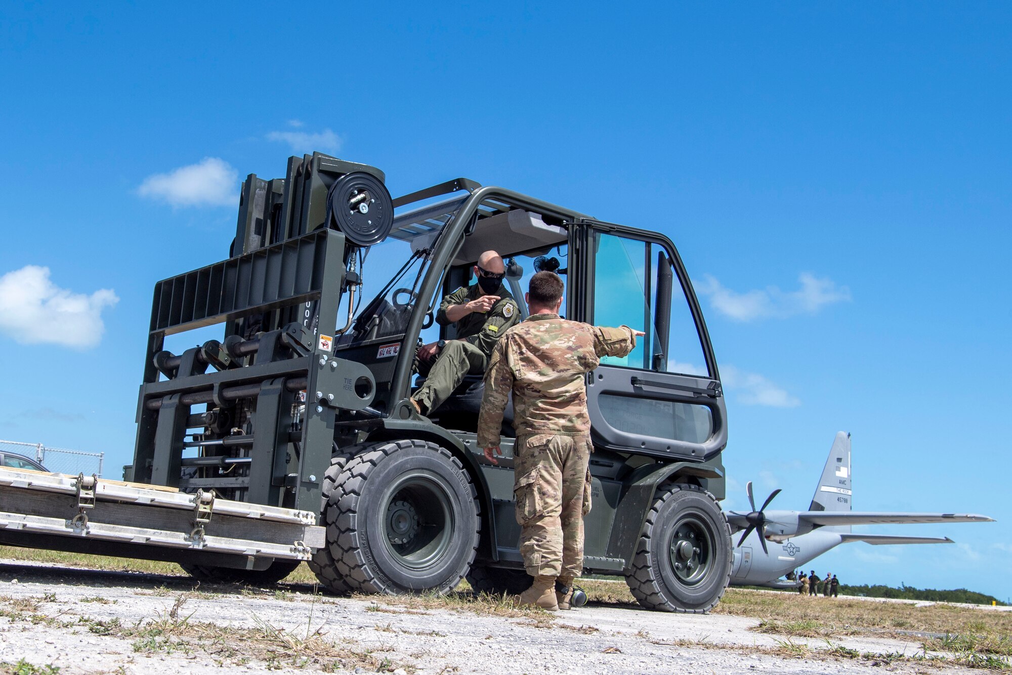 Airmen receives hands on training