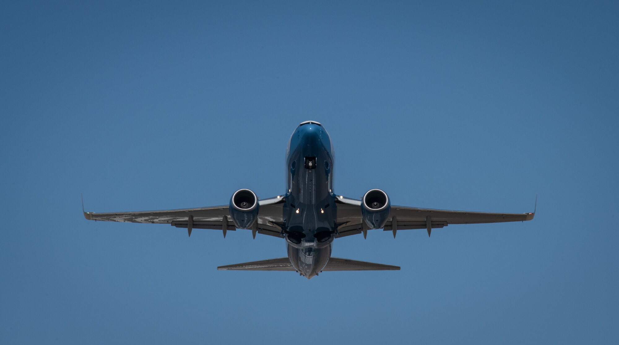 A 932nd Airlift Wing C-40C takes off from Scott Air Force Base, Ill., March 3, 2021, on sun-shiny day. (U.S. Air Force photo by Christopher Parr)