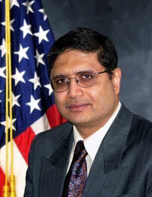 Dr. Muralidhar Rangaswamy, the Radar Sensing technical lead with the Air Force Research Laboratory Sensors Directorate, recently won the NATO Sensors and Electronic Technology Panel Team Excellence Award for his contributions to the NATO SET-ET-236 panel on compressive sensing for radar and electronic support measures. (Courtesy photo)