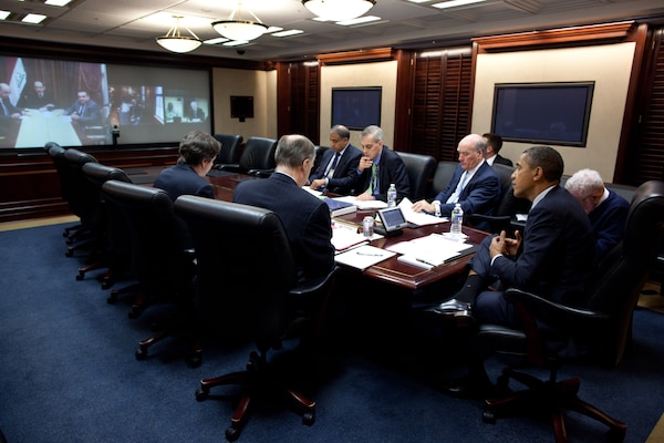 President Barack Obama talks with Iraq’s Prime Minister Nouri al-Maliki during secure video teleconference in Situation Room, The White House, October 21, 2011 (White House/Pete Souza)