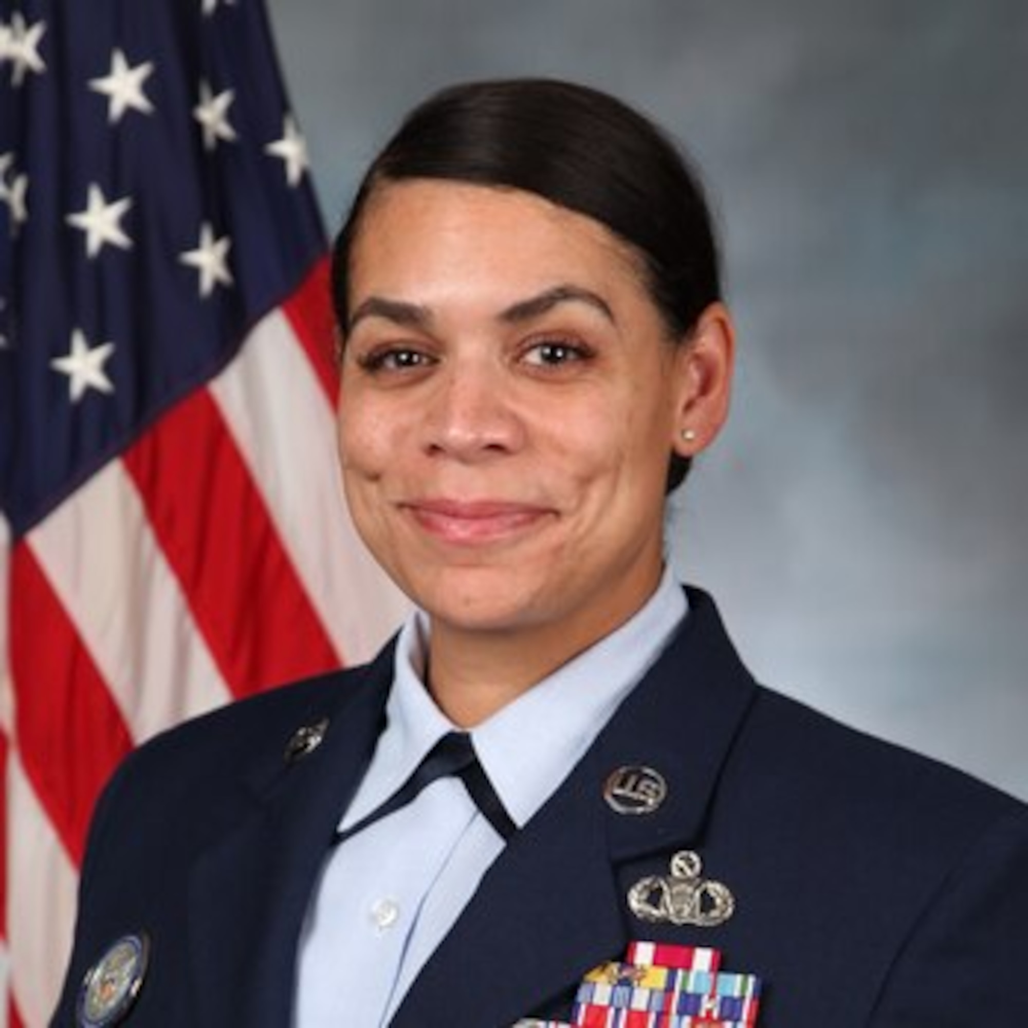 A female U.S. Air Force senior noncommissioned officer portrait.