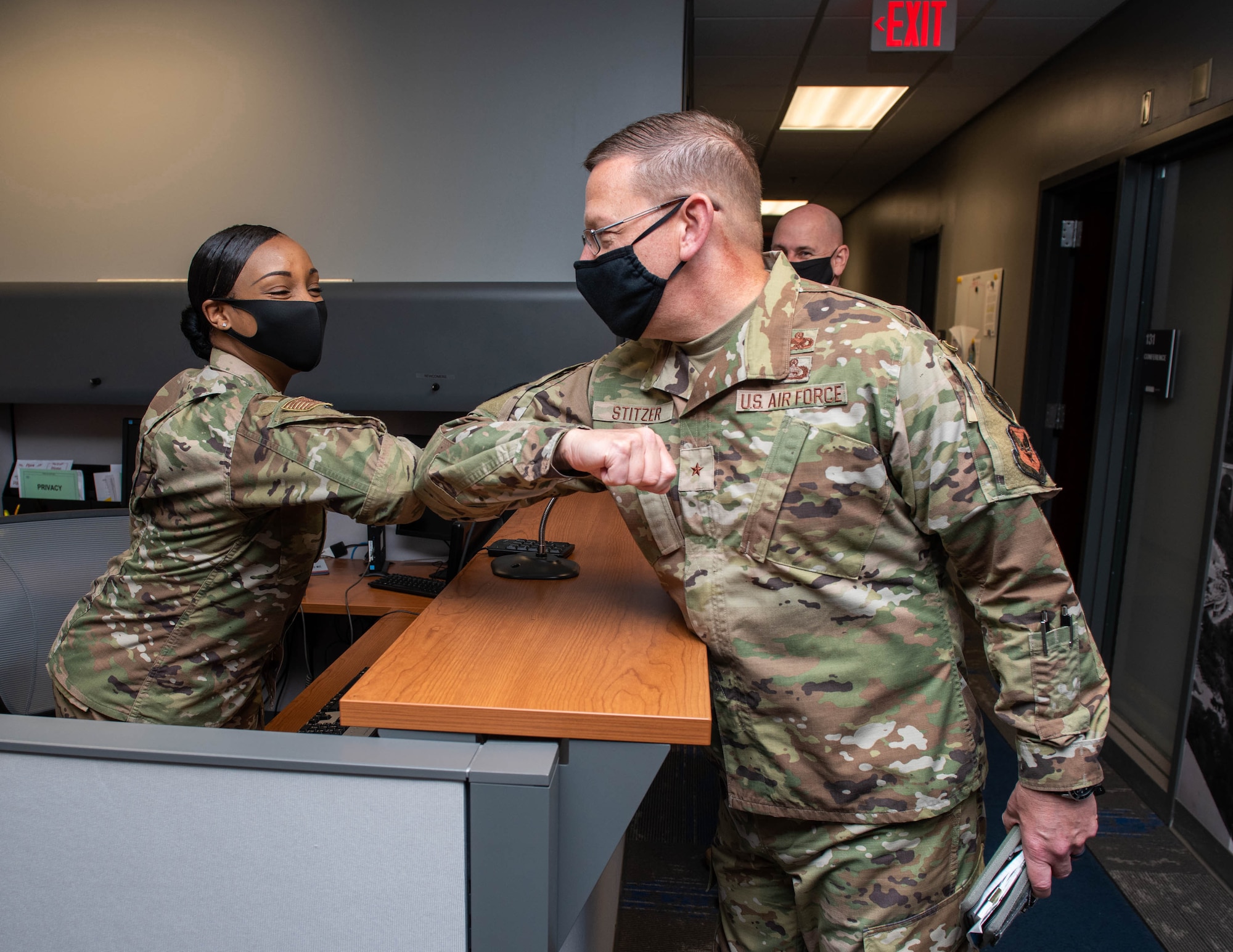 Brig. Gen. Stitzer visits Niagara Falls ARS