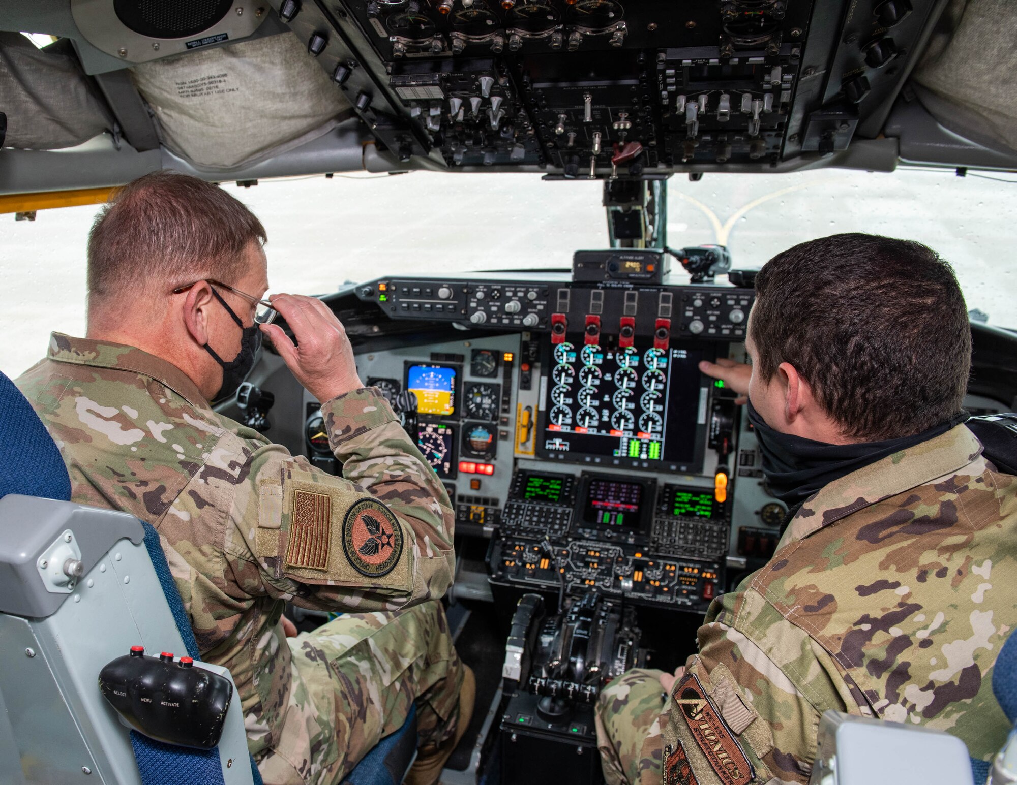 Brig Gen. Stitzer visits Niagara Falls ARS