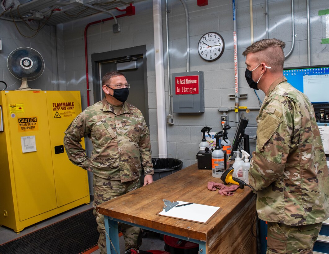 Brig.Gen. Stitzer visits Niagara Falls ARS
