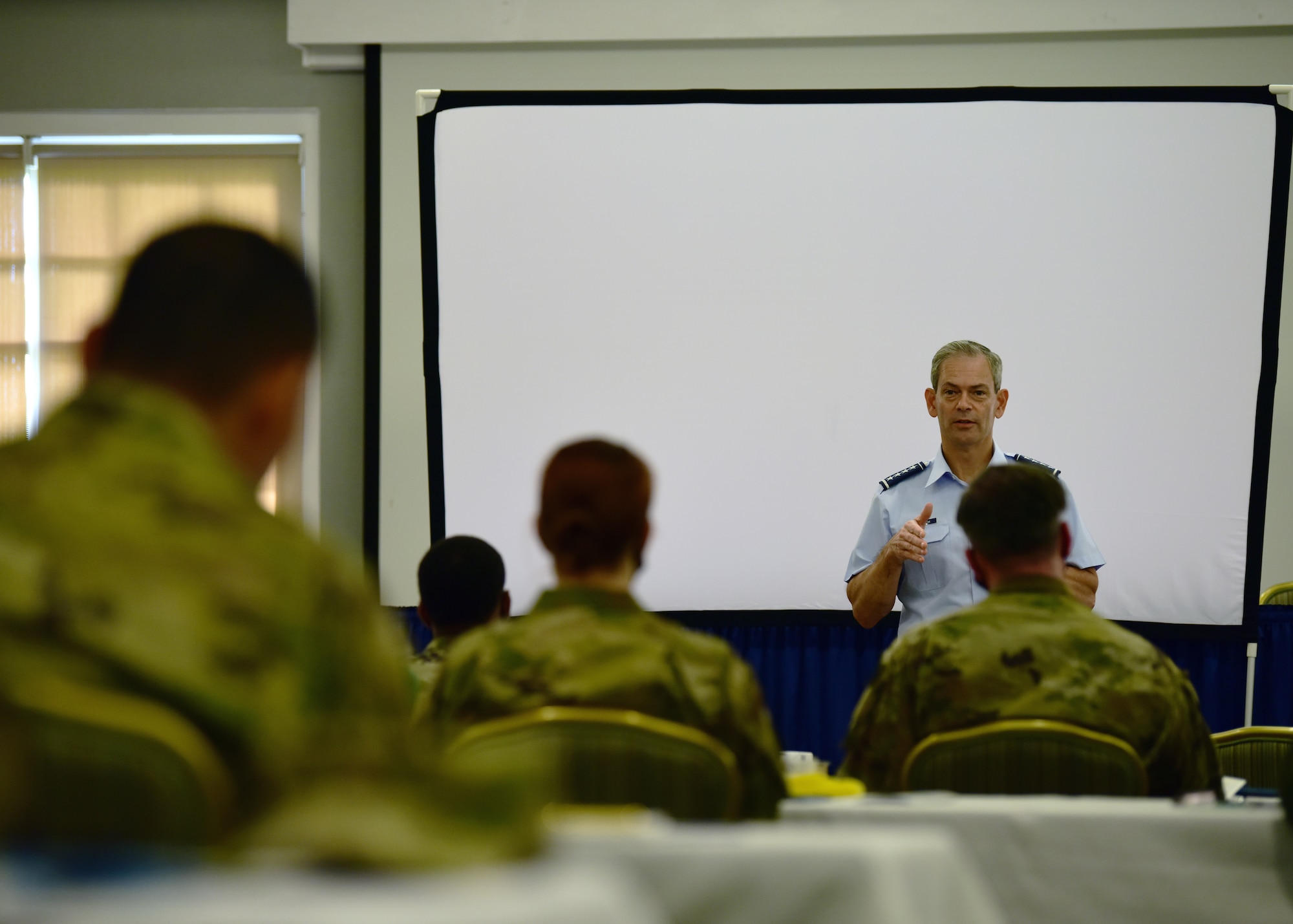 Photo of U.S. Air Force general briefing Airmen