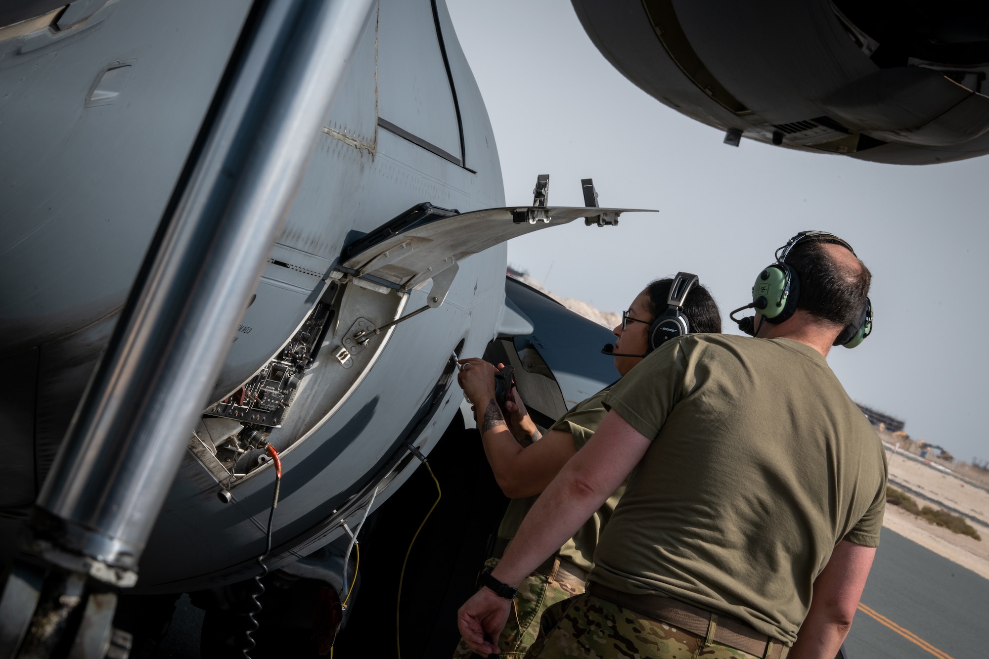 Refueling C-17