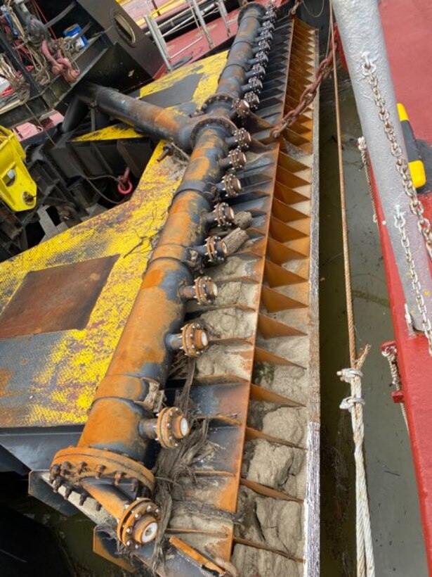 On May 3, 2021, the Dredge Jadwin, with a crew of around 50 U.S. Army Corps of Engineers (USACE) Vicksburg District team members, departed from the Vicksburg Harbor for its annual season of dredging along the Mississippi River and its tributaries.
Col. Robert Hilliard, Vicksburg District commander, and Patricia Hemphill, Vicksburg District Deputy District Engineer for Programs and Project Management, visited the Dredge Jadwin the morning of its departure to meet with crewmembers and speak with them about safety.