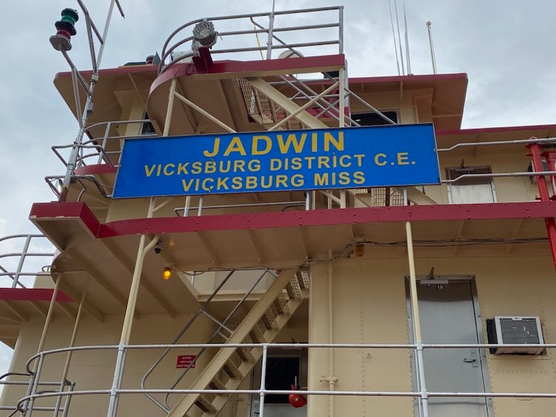 On May 3, 2021, the Dredge Jadwin, with a crew of around 50 U.S. Army Corps of Engineers (USACE) Vicksburg District team members, departed from the Vicksburg Harbor for its annual season of dredging along the Mississippi River and its tributaries.
Col. Robert Hilliard, Vicksburg District commander, and Patricia Hemphill, Vicksburg District Deputy District Engineer for Programs and Project Management, visited the Dredge Jadwin the morning of its departure to meet with crewmembers and speak with them about safety.