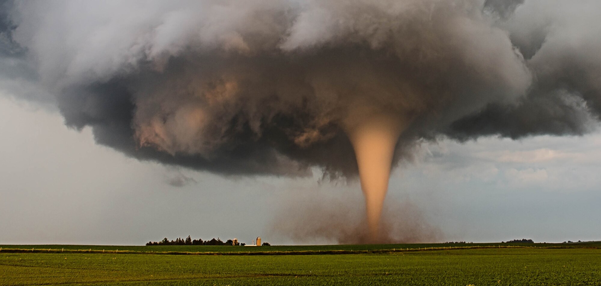 Photo of a tornado near Traer, Iowa.