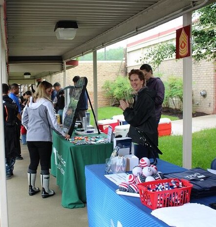 Thirty different activities by military, police, and civilian organizations from the community participated in the celebration attended by nearly 1,500 people of all ages.