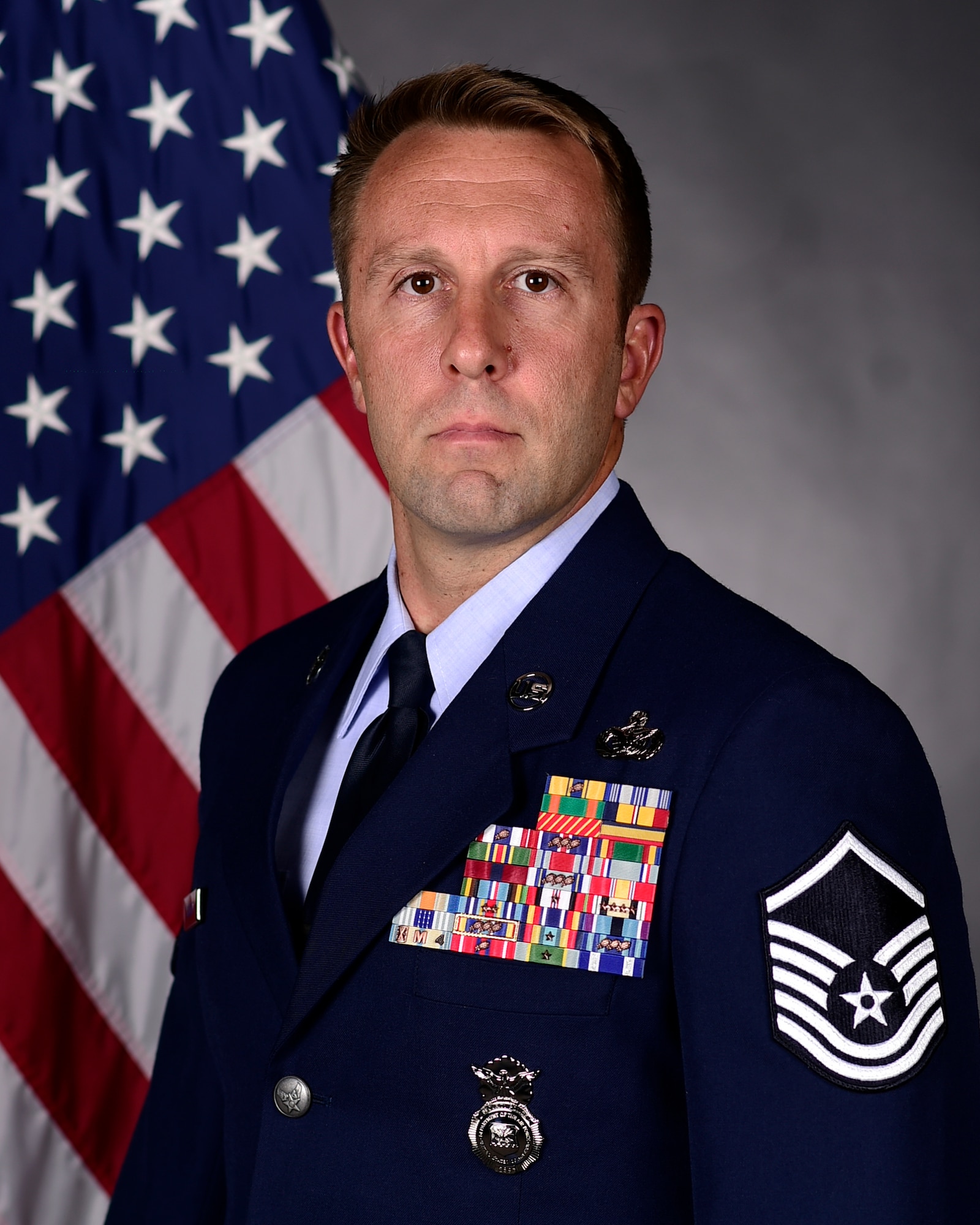 Official photo of the Air Force Reserve Command's 2021 Outstanding Senior NCO of the Year, Master Sgt. Jason W. Cangemi.