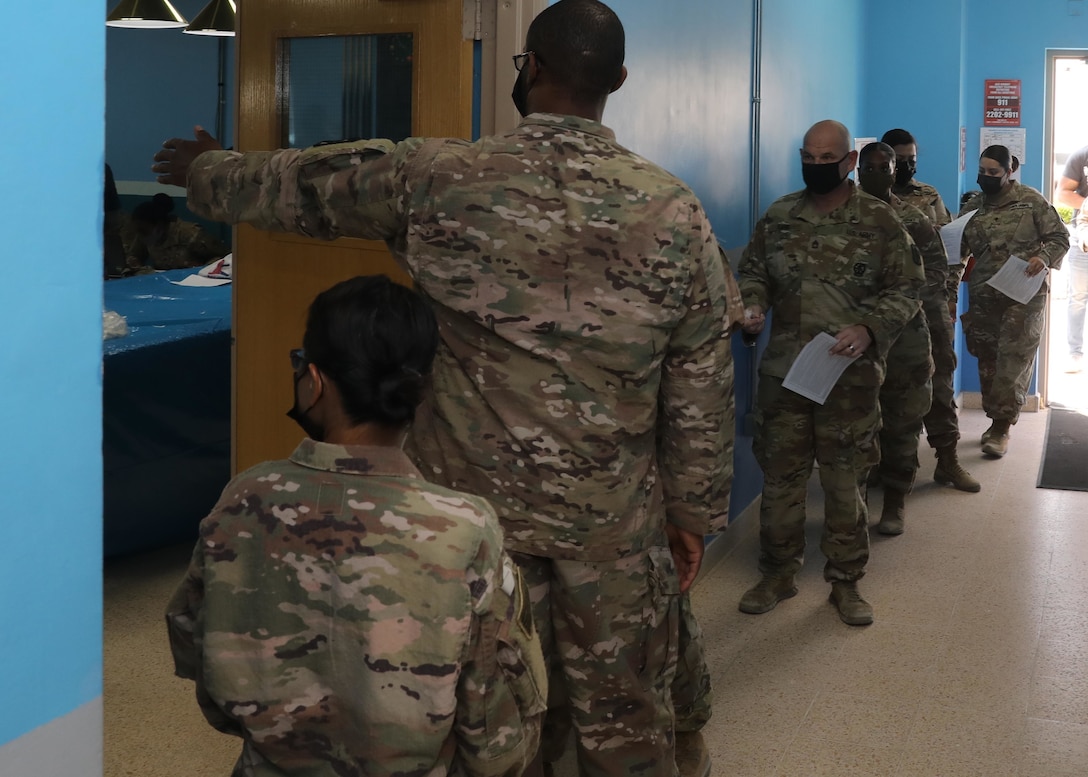 'Desert Medics' restart COVID-19 vaccinations in CENTCOM footprint