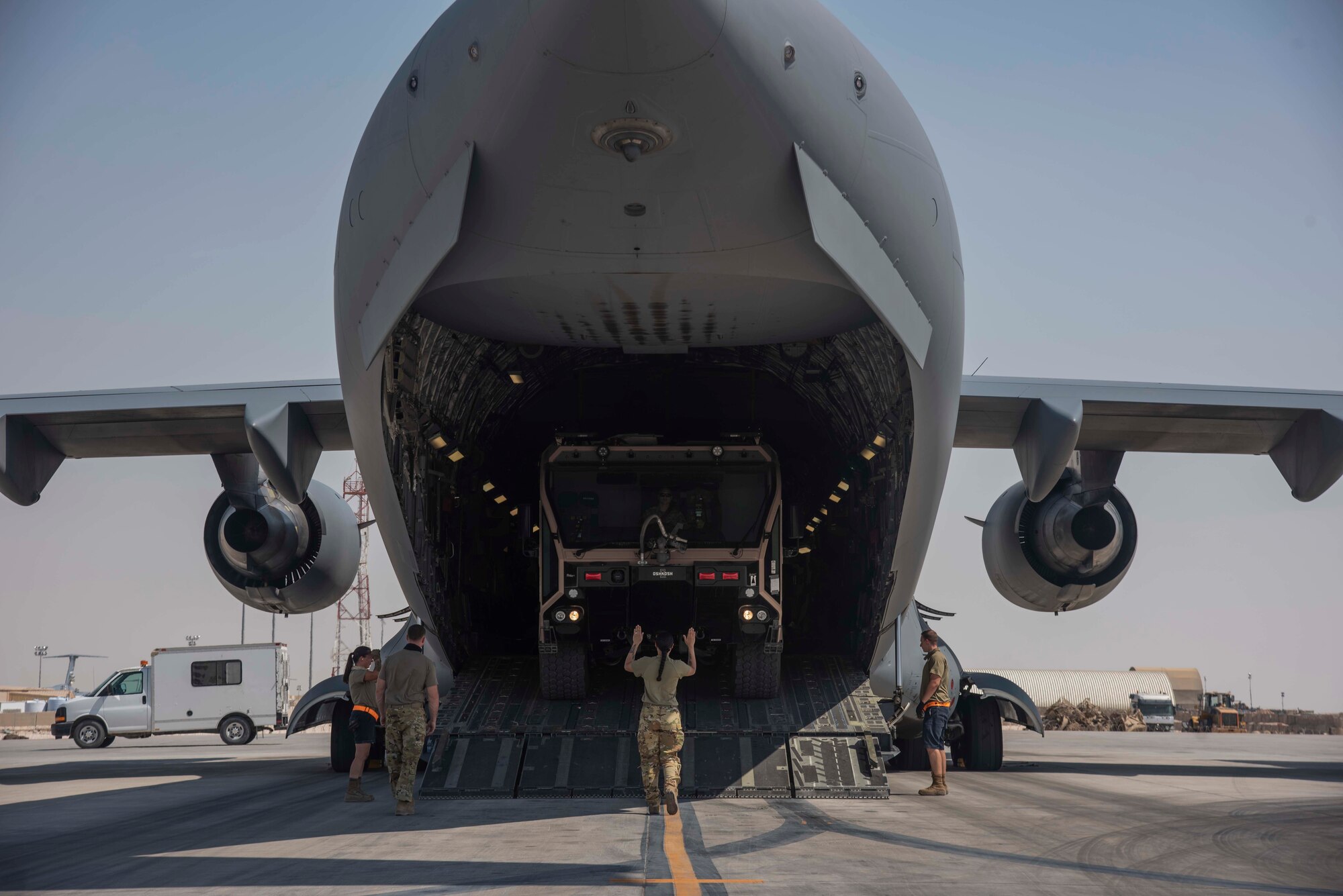 C-17s deliver cargo to support Afghanistan drawdown