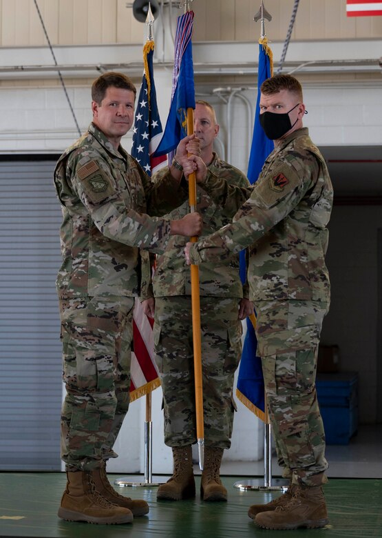 1st MXG Welcomes New Commander