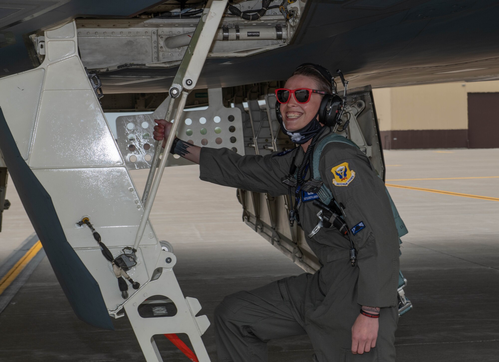Lambert received the Thomas N. Barnes Crew Chief of the Year Award for her work as the dedicated crew chief of the Spirit of New York, to reward her achievements she earned the opportunity to fly in the stealth bomber.
