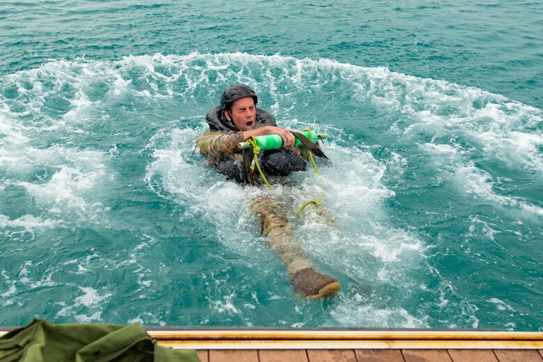 SERE specialist teaches Water Survival Training