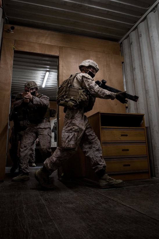 FASTCENT Marines conduct CQB onboard NSA Bahrain