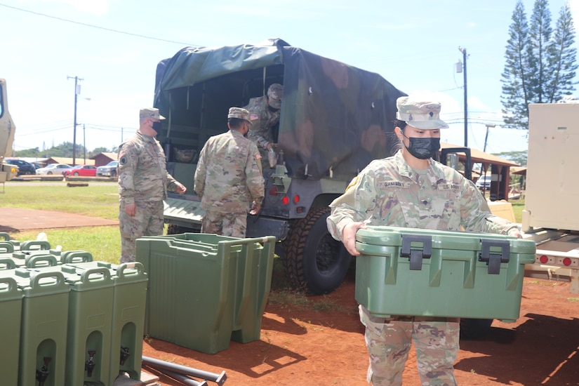 Army Reserve Soldiers of Pacific Signal-Cyber Team conduct headquarter’s first field culinary operations