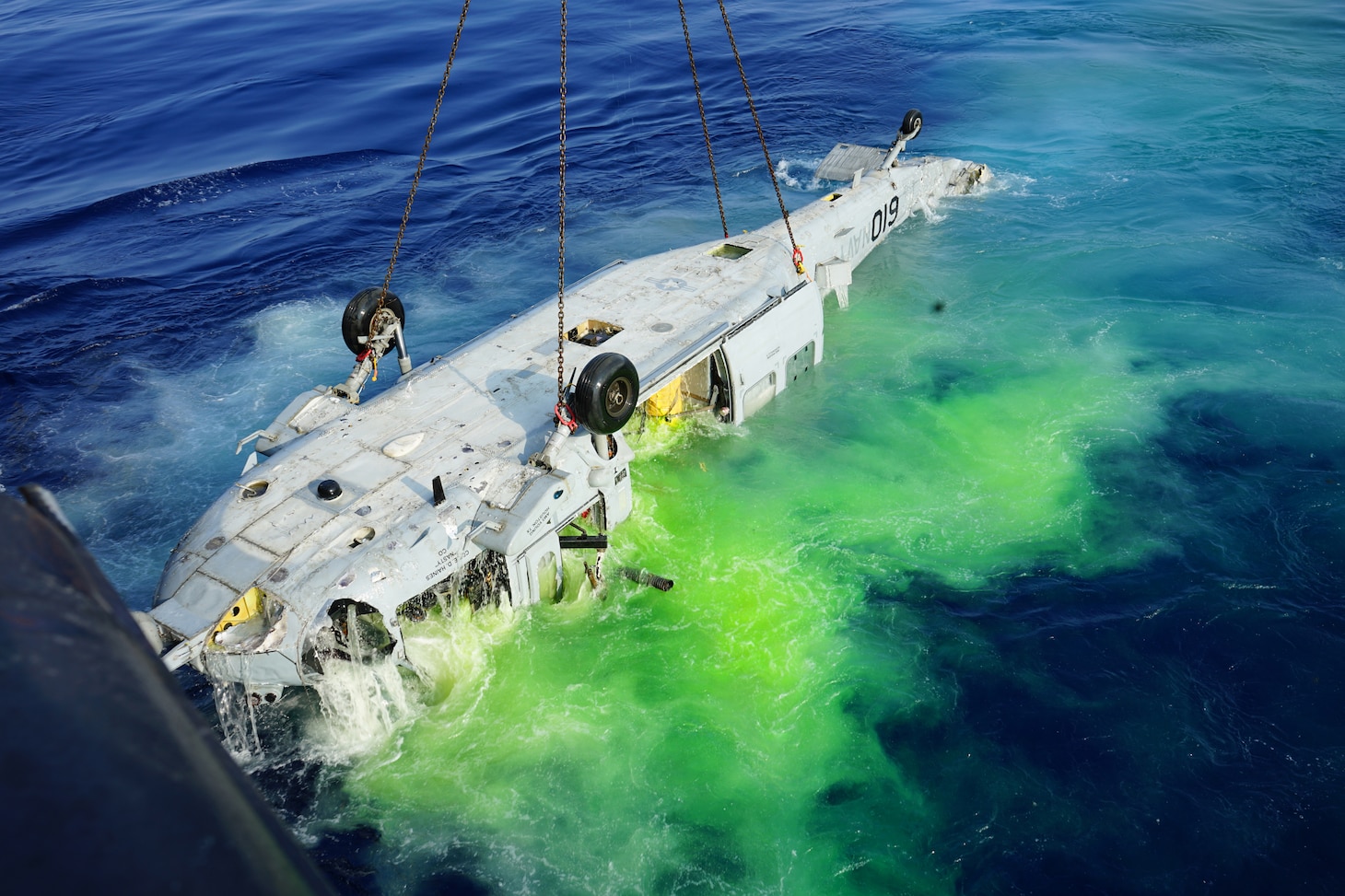 An MH-60S is recovered from 19,075 feet below the ocean surface during a NAVSAFECEN and SUPSALV joint operation.