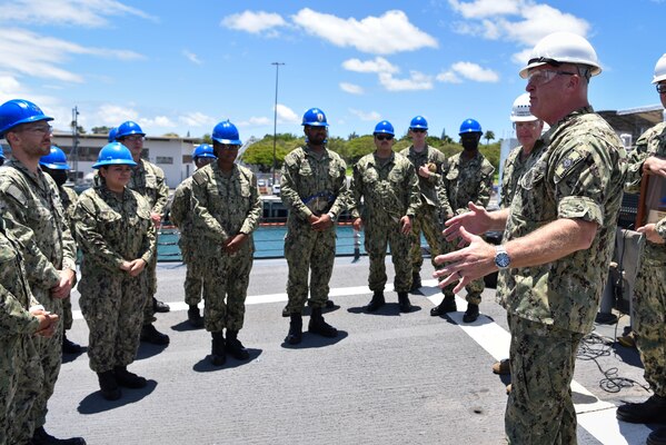 PACFLT Commander Presents Arizona Relic to Destroyer Crew