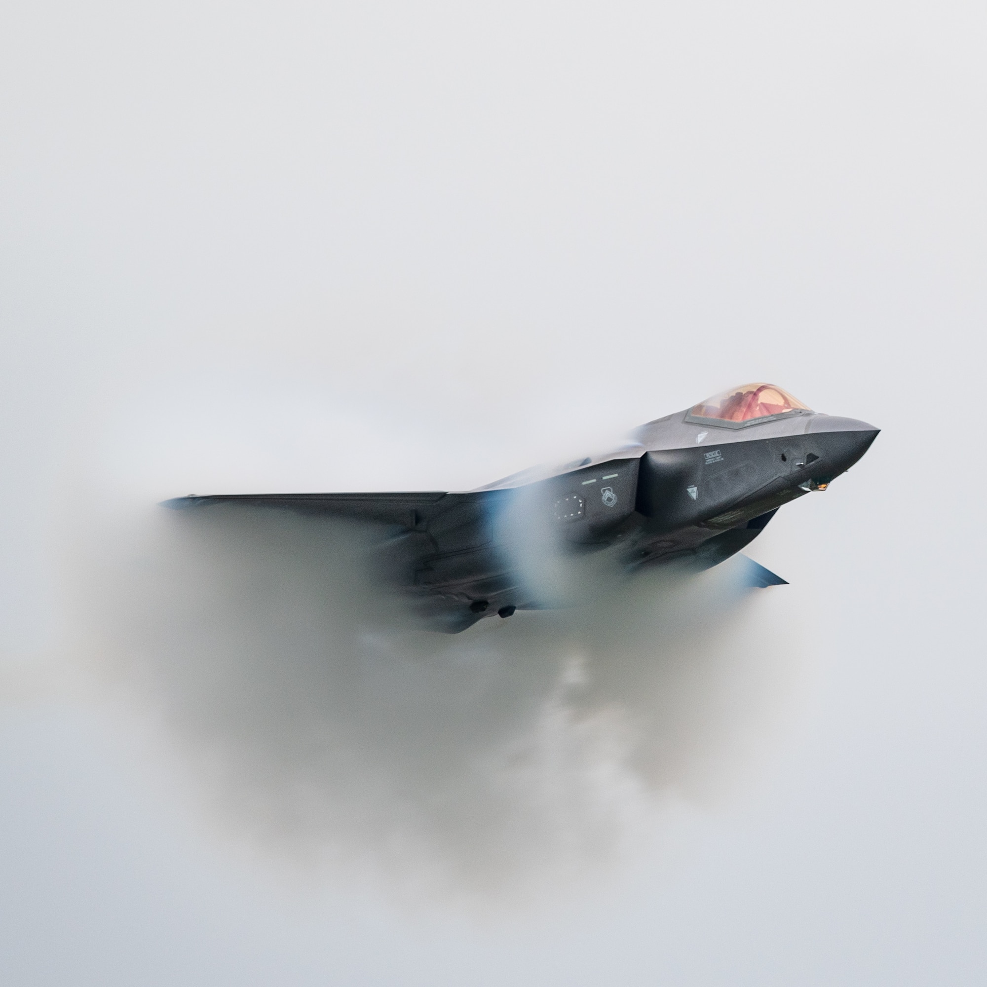 Capt. Andrew Olson, F-35 Lightning II demonstration team pilot and commander, performs aerial maneuvers during the Aero Gatineau-Ottawa Airshow in Gatineau, Quebec, Canada, Sept. 7, 2019. The demonstration team consists of 10 Airmen who showcase the world’s most technologically advanced fifth-generation fighter jet. (U.S. Air Force photo by Senior Airman Alexander Cook)
