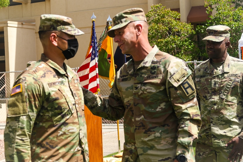 Passing the guidon: Stinger Battalion bids farewell to former commander, welcomes new commander