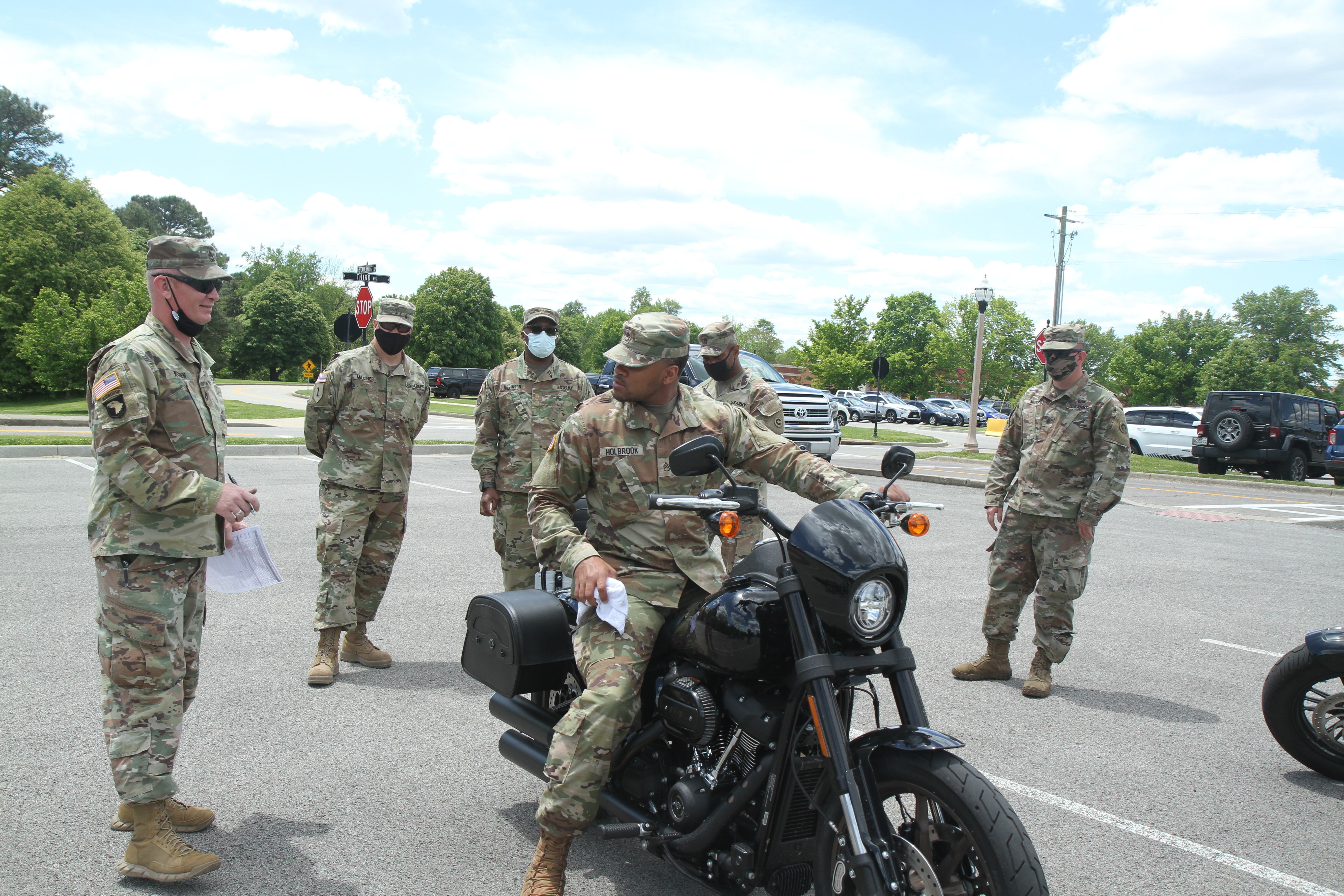 Lappe Afhængig Pakistan Program provides motorcycle mentorship for First Team riders > 1st Theater  Sustainment Command > News | 1st TSC