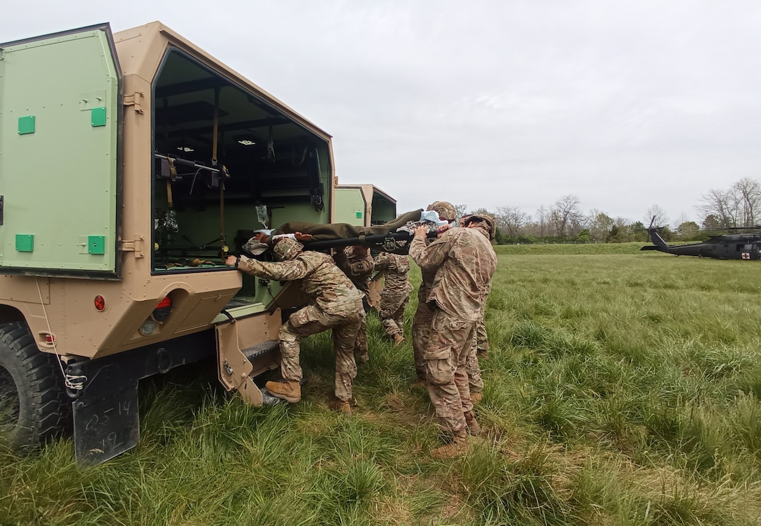 Veterinarians prepare for disasters at Exercise Guardian Response 2021