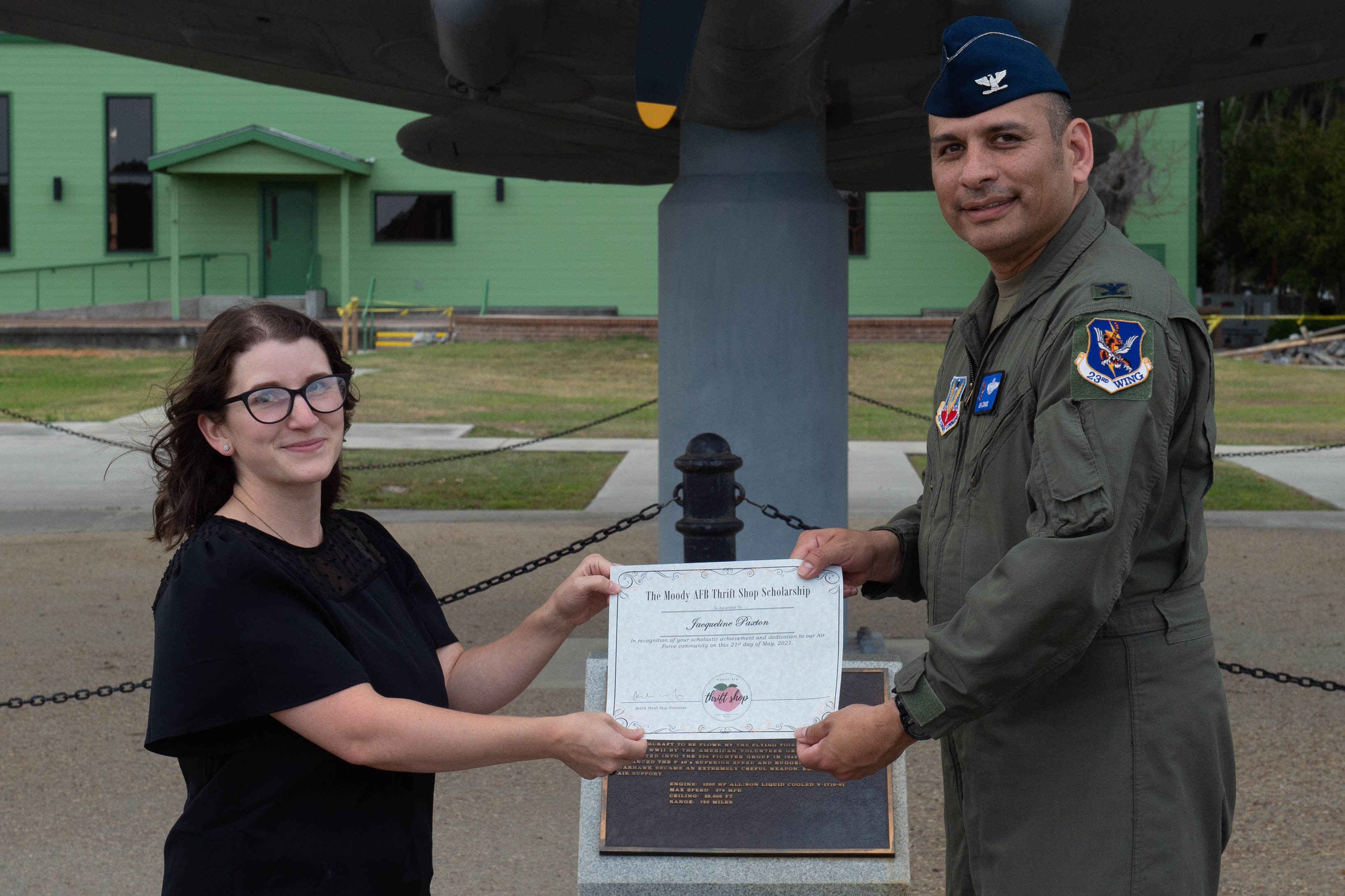 Moody presents Thrift Shop scholarships > Moody Air Force Base > Article Display