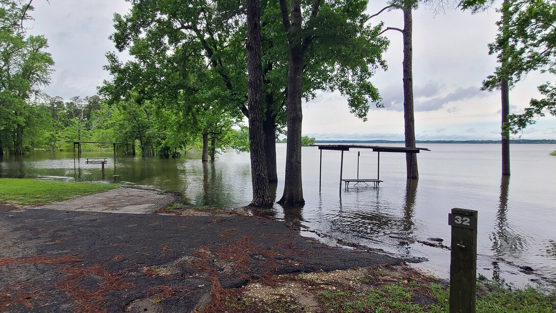 Flooding at Sam Rayburn Lake