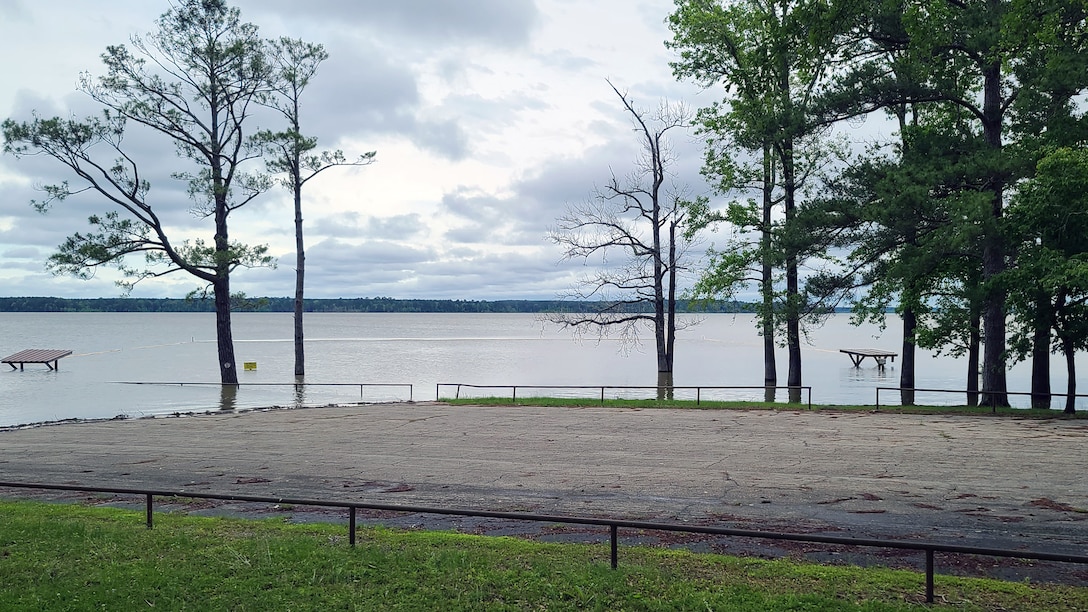 Flooding at Sam Rayburn Lake