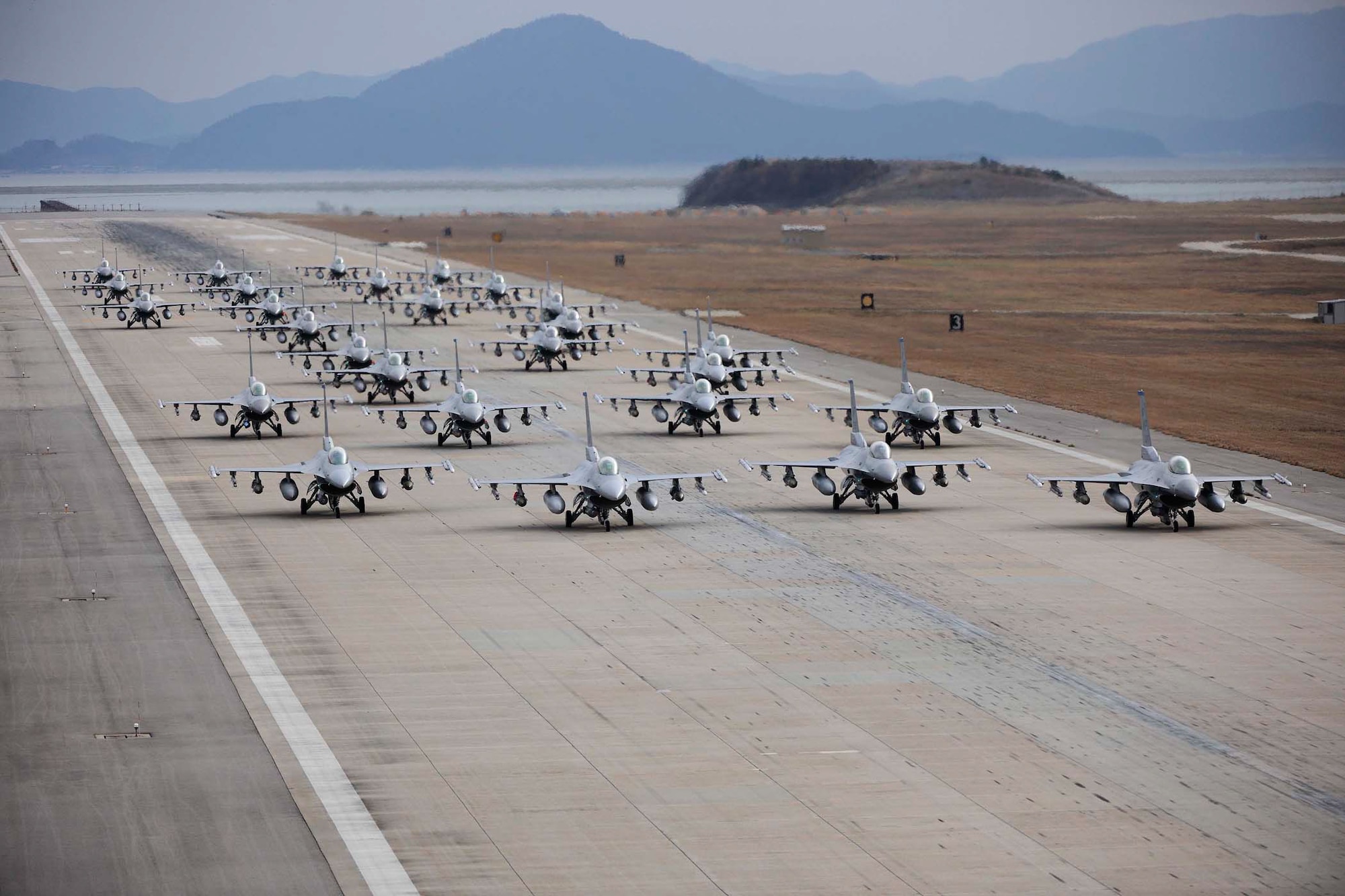 F-16 Fighting Falcons
(U.S. Air Force photo/Staff Sgt. Rasheen Douglas)