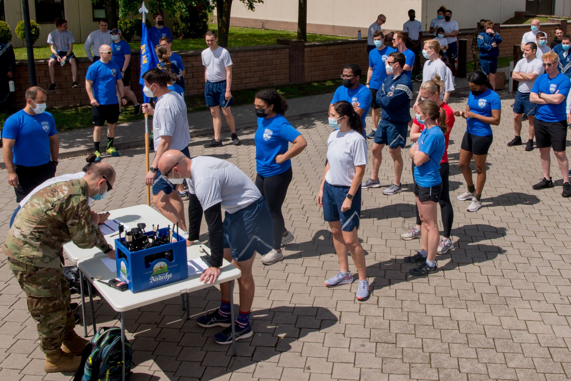 Airmen sign up for 5k Runway Series