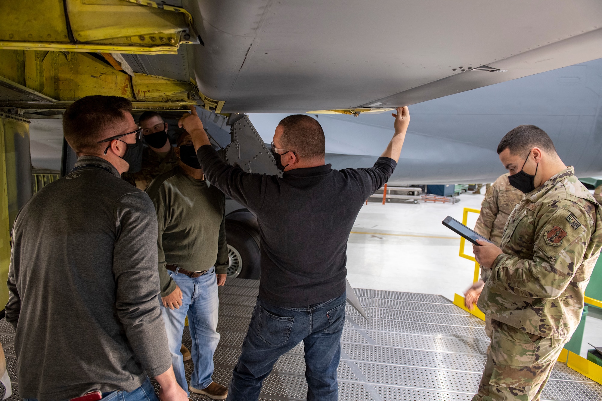 Airmen from the 101st and 134th Air Refueling Wing collaborated with Boeing Engineers on plans for alternative rigging procedures on the KC-135 Stratotanker on March 11, 2021 at the 101st ARW, Bangor, Maine.