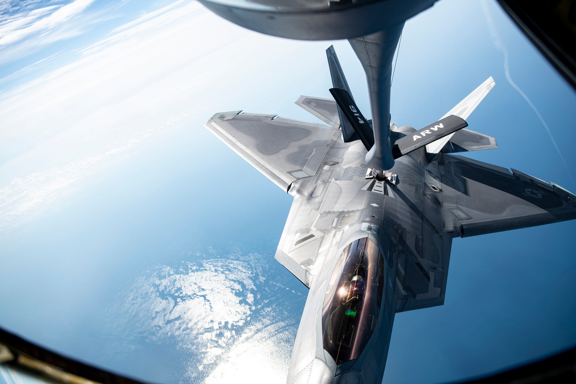 F-22 aerial refueling