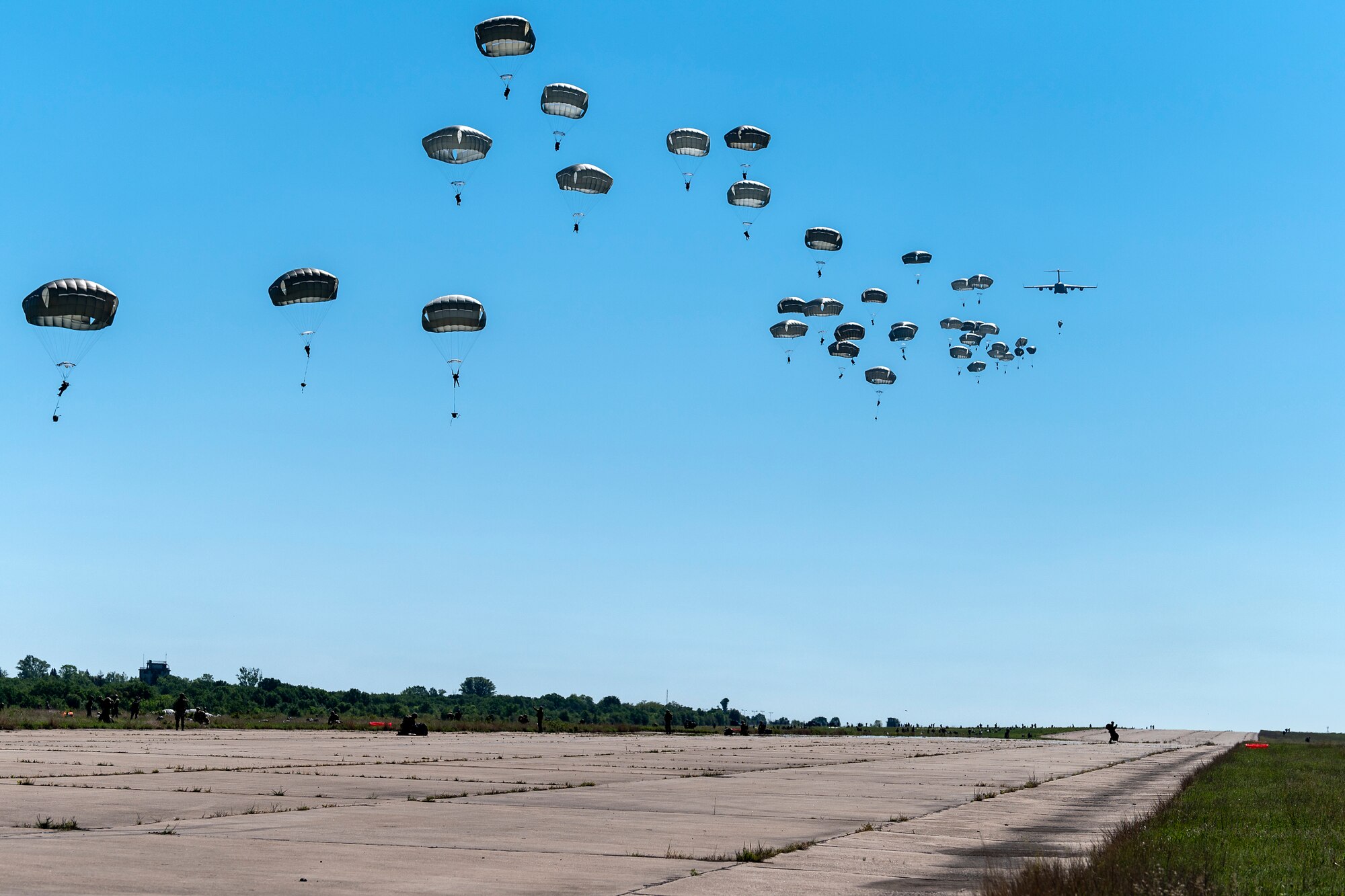 CRW AMLOs support Swift Response 21 in Europe