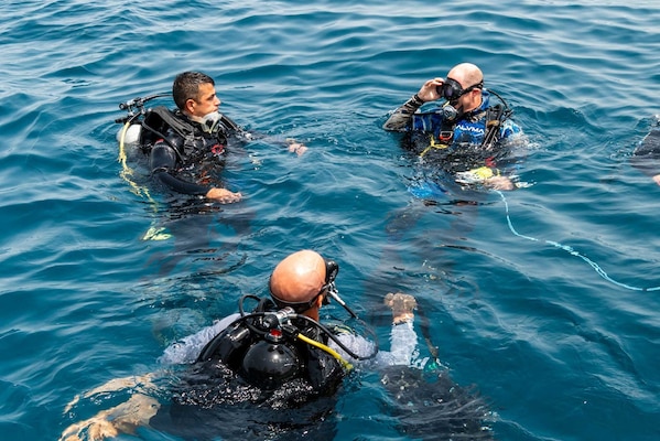 U.S. Navy and Lebanese Armed Forces explosive ordnance disposal technicians conduct a subject matter expert exchange during exercise Resolute Union 21 in the Mediterranean Sea.