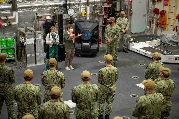 2APRA HARBOR, Guam (May 28, 2021) German Defense Minister Annegret Kramp-Karrenbauer speaks with Sailors aboard Independence-variant littoral combat ship USS Charleston (LCS 18), May 28. Charleston, part of Destroyer Squadron Seven, is on a rotational deployment operating in the U.S. 7th Fleet area of operation to enhance interoperability with partners and serve as a ready response force in support of a free and open Indo-Pacific region. (U.S. Navy photo by Mass Communication Specialist 3rd Class Adam Butler)