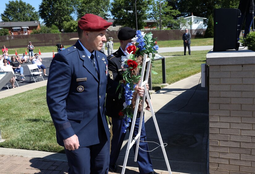 Governor Beshear, Kentucky National Guard remember the fallen