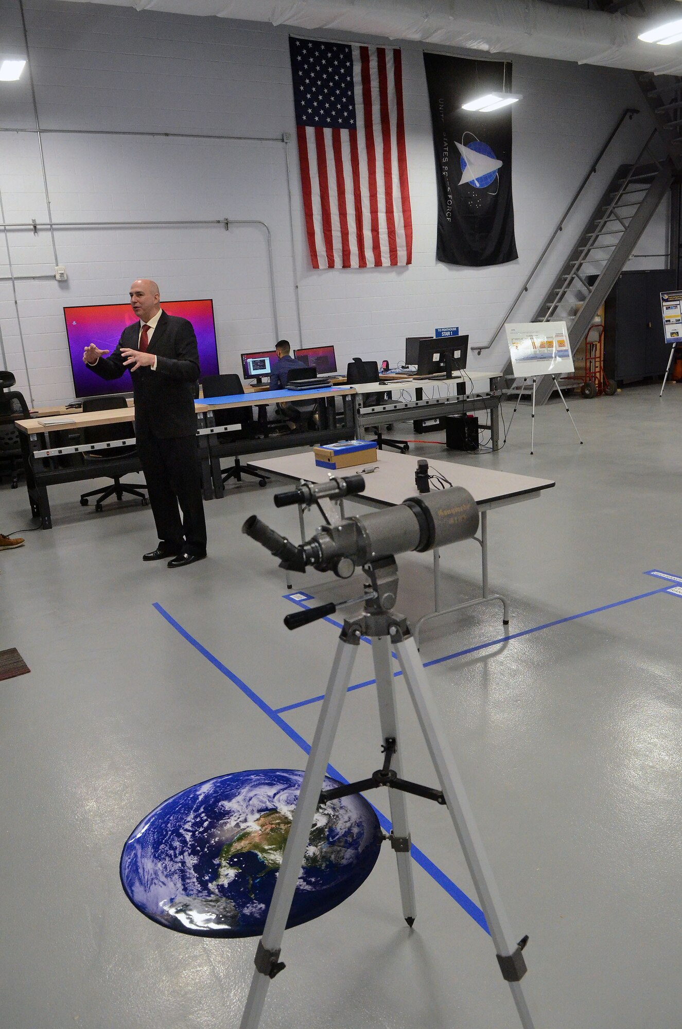 Dr. Brian Engberg, AFRL’s Space Control branch chief, facilitated the research lab’s first-ever Space Cyber Summit held at Kirtland AFB, N.M. Oct. 13-4. Here, he addresses visitors during the ribbon-cutting event for the Space Warfighting Operations Research and Development (SWORD) Lab held earlier this year. (Courtesy photo)