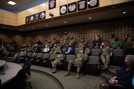 Crowd listening to the Vice chief of staff of the Army.