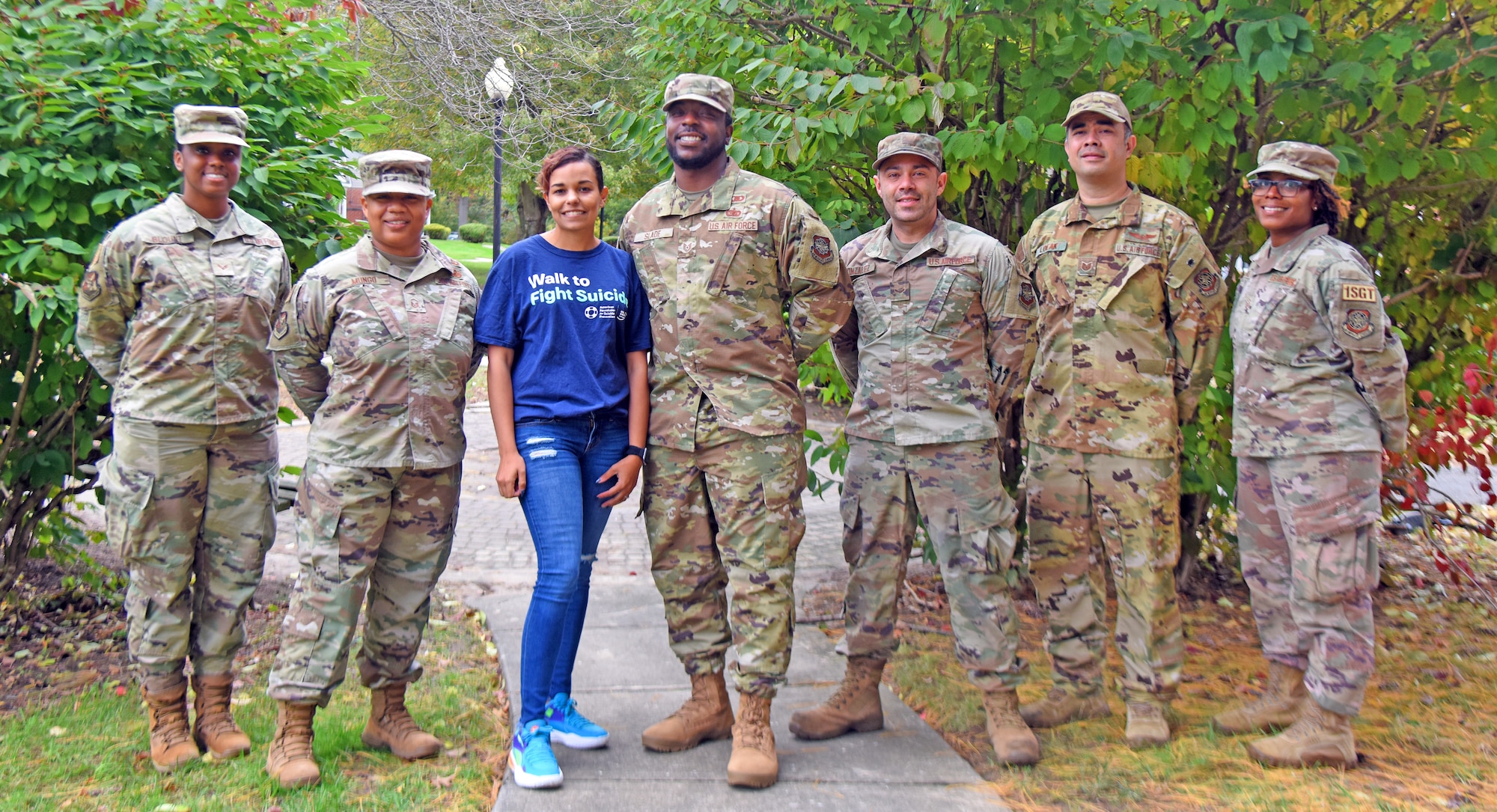 Members of NJ Chapter of AFSP pose for a picture, along with volunteers of the Camden County walk.