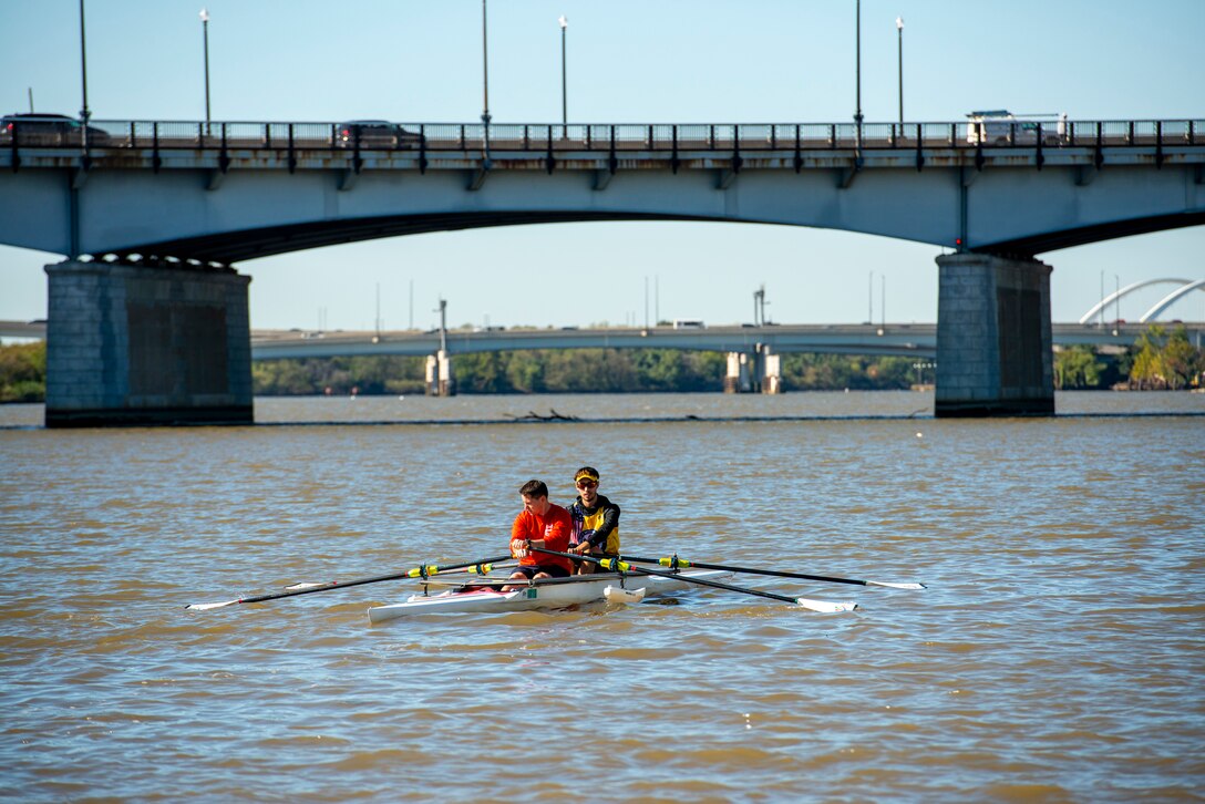Recovering service members and staff row on the Anacostia River.