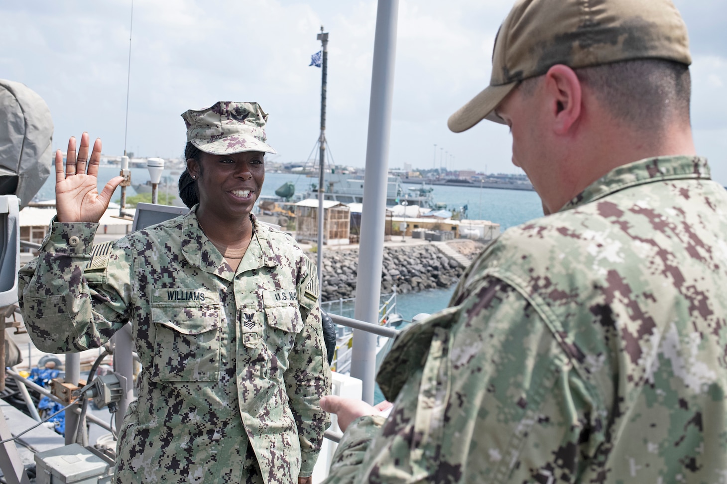 Navy Sets FY22 Retention Benchmarks, Announces Expanded Retention ...